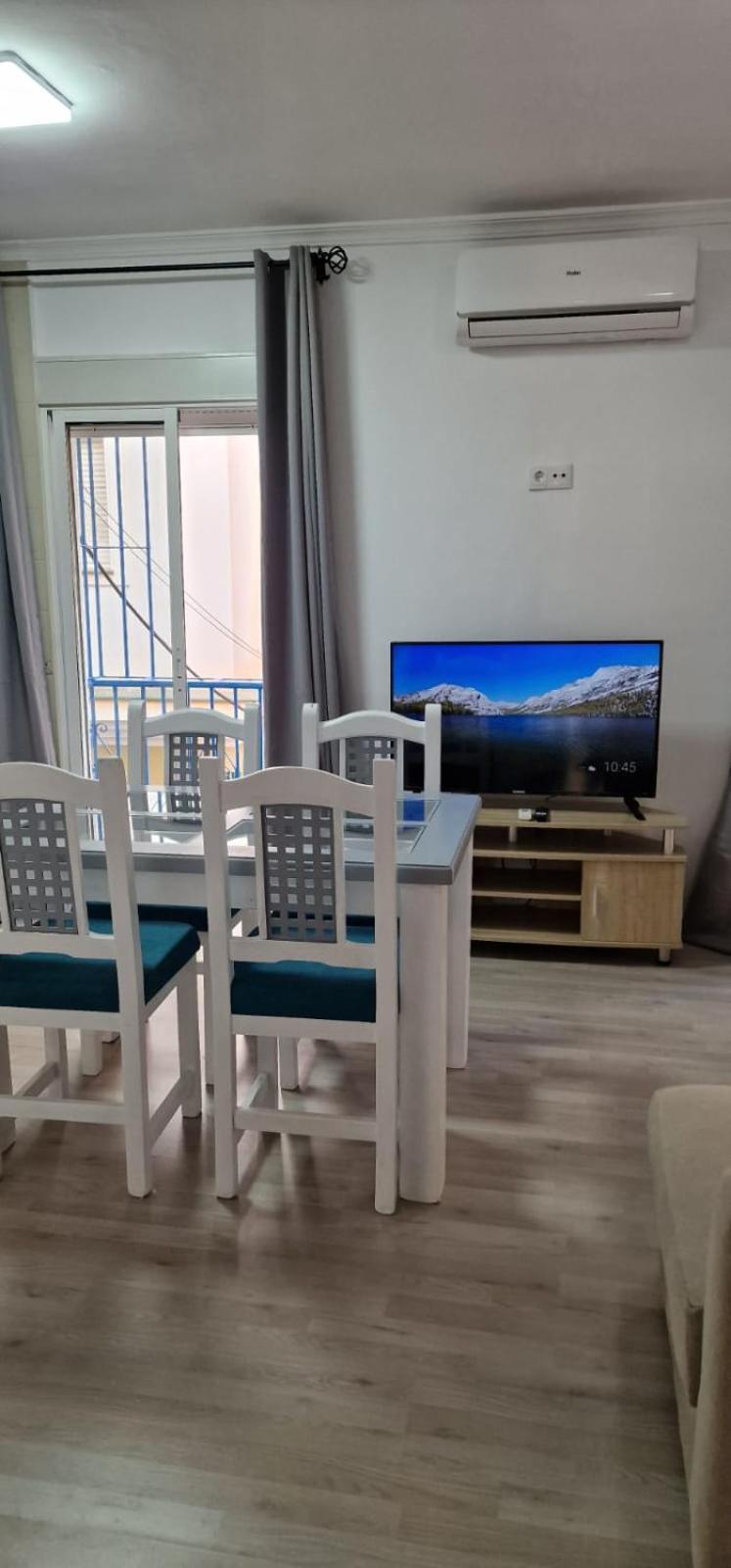Apartamentos Ana'S Cozy Inns Torremolinos Ngoại thất bức ảnh