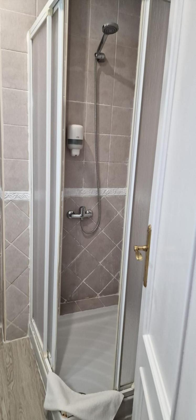 Apartamentos Ana'S Cozy Inns Torremolinos Ngoại thất bức ảnh